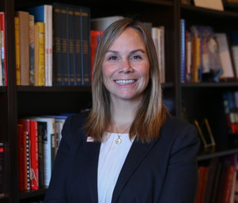 Image of Lindsay Perrin